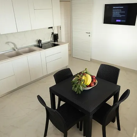 La Perla Mare- Wi-fi And Free Parking Apartament *