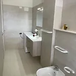 アパート La Perla Mare- Wi-fi And Free Parking *