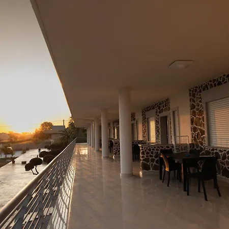 La Perla Mare- Wi-fi And Free Parking *