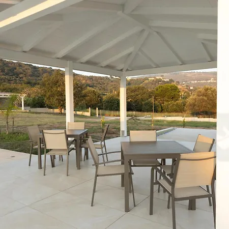 La Perla Mare- Wi-fi And Free Parking דירה