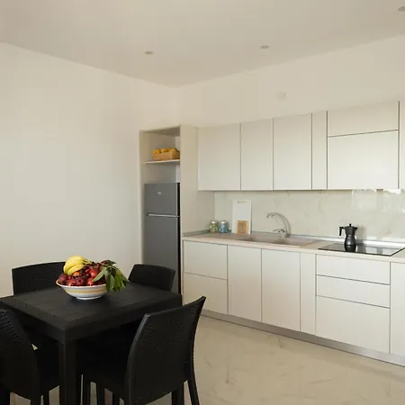 La Perla Mare- Wi-fi And Free Parking *