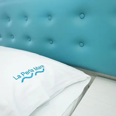 La Perla Mare- Wi-fi And Free Parking דירה