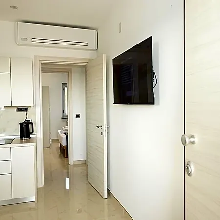 아파트 La Perla Mare- Wi-fi And Free Parking